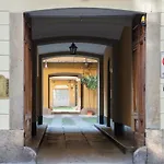 Porta Nuova Apt X6 With Balcony