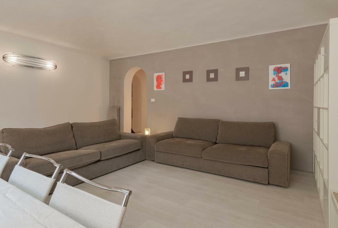 Porta Nuova X6 With Balcony Apartment